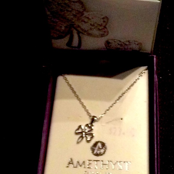 TINY IRISH CROSS STERLING SILVER - Picture 1 of 1